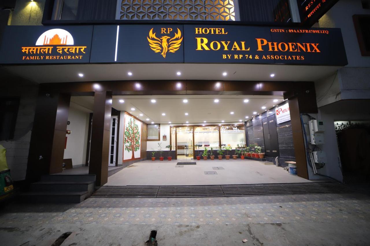 Hotel Royal Phoenix Agra  Buitenkant foto
