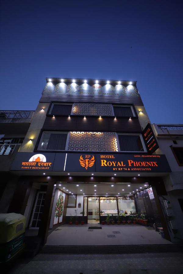 Hotel Royal Phoenix Agra  Buitenkant foto